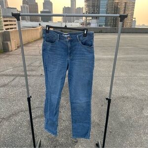 Signature by Levi Strauss Women's Straight Leg Jeans in Classic Blue